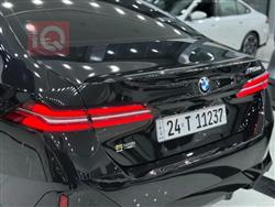 بی ئێم دەبڵیو سیریەس 5